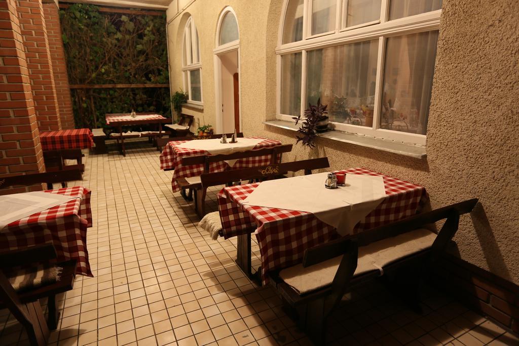 Alabastrom Panzio Es Etterem Bed and Breakfast Bogács Eksteriør billede